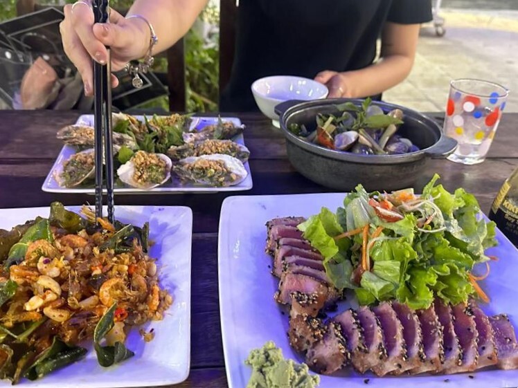 ローカル派必見！ダナンMuoi Rauで地元海鮮とベトナム居酒屋の雰囲気を体験しよう♪