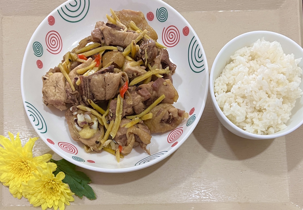現地ベトナム人が紹介する鶏の生姜焼き「Gà kho gừng」の作り方