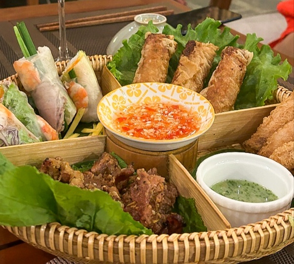 ミーケビーチから徒歩圏内！女子ウケするベトナム料理屋「Nón Lá(ノン ラー)」で美味しいごはんを