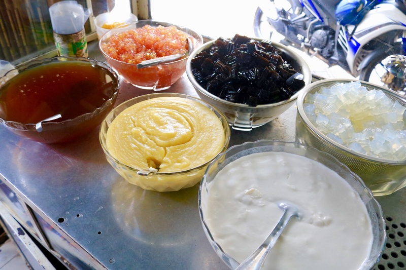 今年で41年！一品勝負の老舗・ベトナムデザートChe xoa xoa hat luu