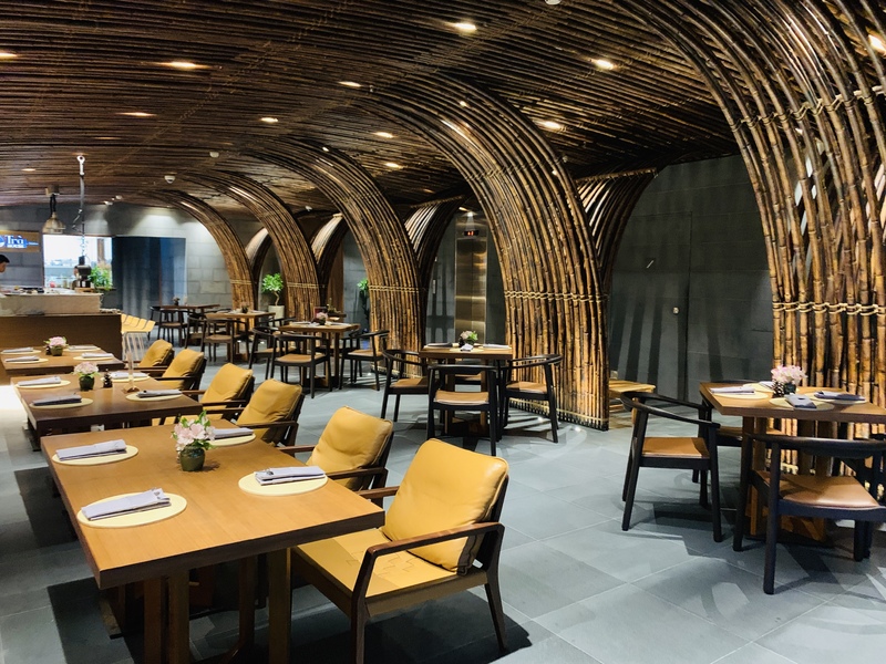 ダナン海沿いは優雅なカフェめぐりもおすすめ！ホテル内のTrà House & Bistro