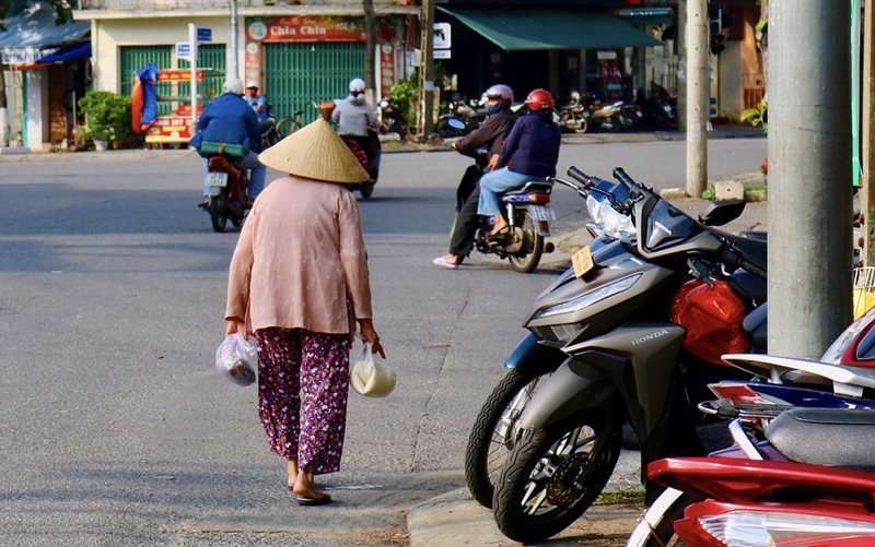 生活困難者へ無料提供・ベトナム全土に広がる米ATMとゼロドンスーパー