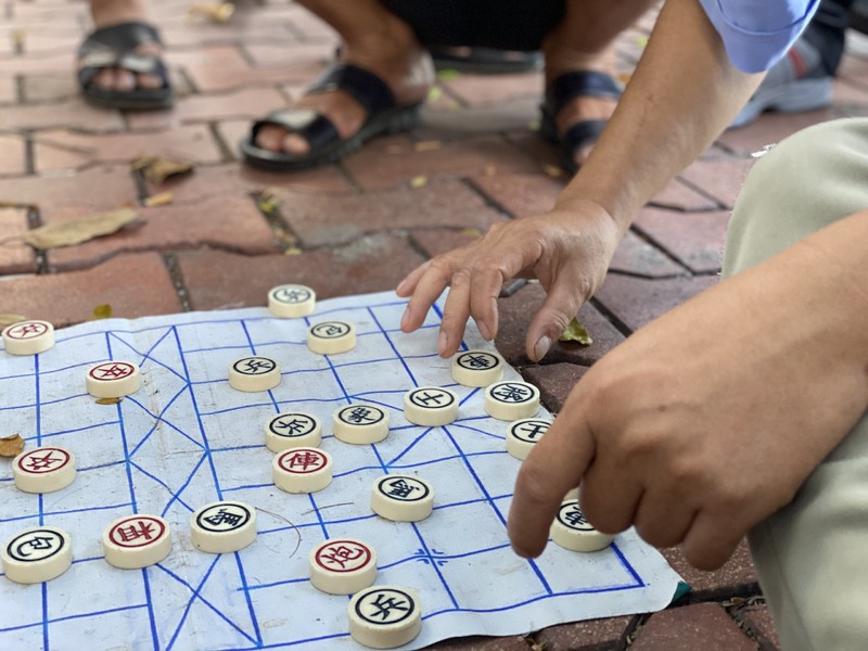ベトナムに長期移住する人必見?!ベトナム流チェスでベトナム人のおじさんと仲良くなろう