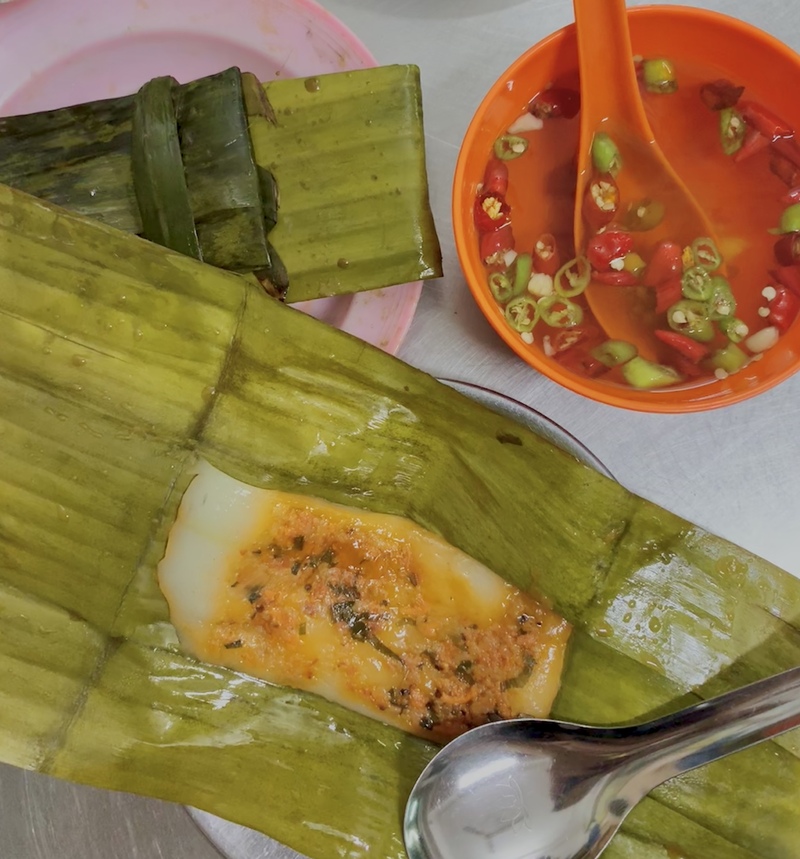 ベトナム中部の料理「バインナム」ダナン市内のローカル専門店Quán Bà Bé(クアンバーべー)