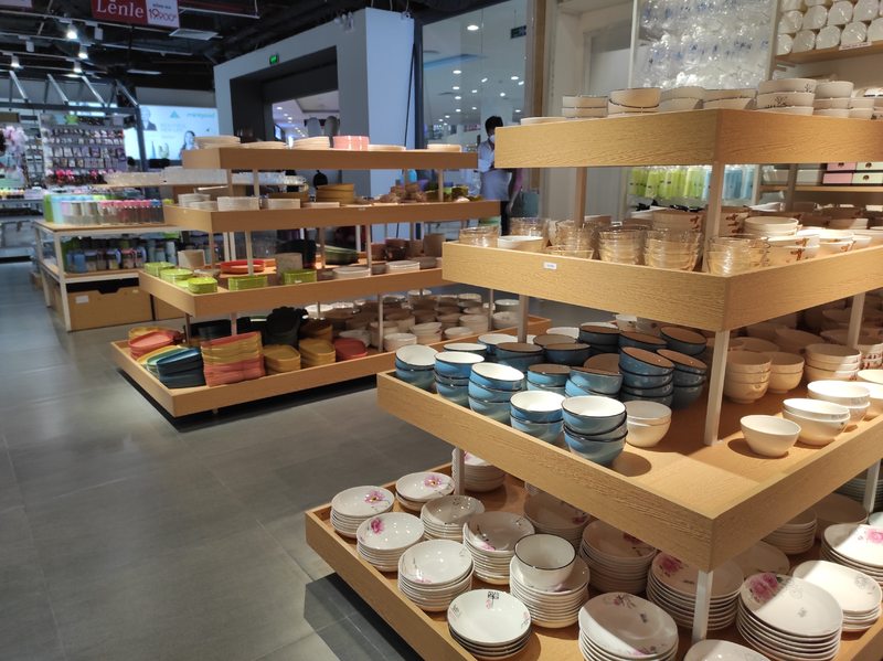 ダナン在住者に嬉しい100円ショップ「LENLE」は品ぞろえも豊富