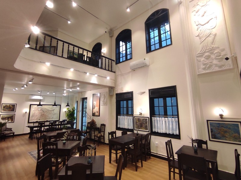 【閉店】西洋の雰囲気がカワイイ！レンガ調のUnderT Coffee