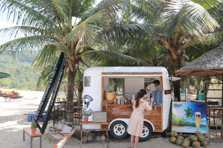 ダナンのビーチでグランピング＆バーベキューが楽しめる「Vietgangz Beach Club(ヴィエットギャング)」