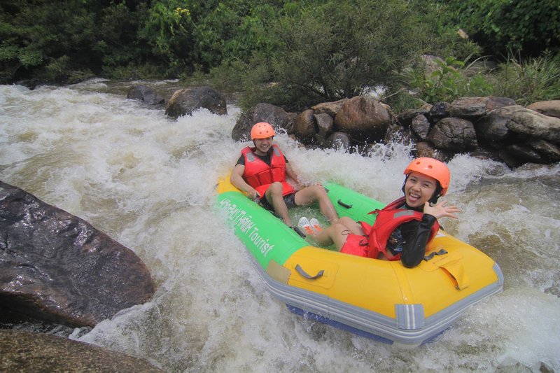 自然がいっぱいダナンの山で遊ぼう！HOA PHU THANH - DA NANG　（Part 2）